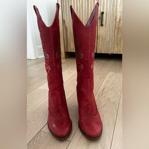 Red Leather Cowboy boots ❤️ genuine leather silver studs size 8